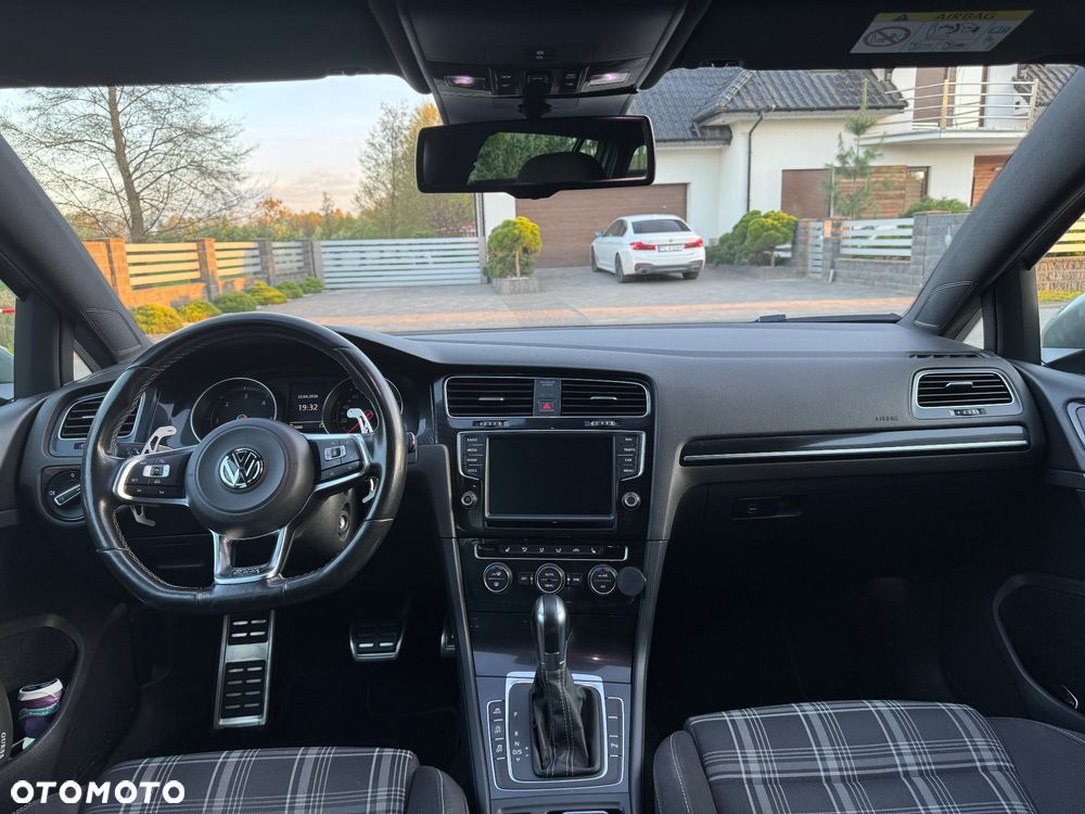 Volkswagen Golf GTD 2.0 TDI SCR DSG - 6