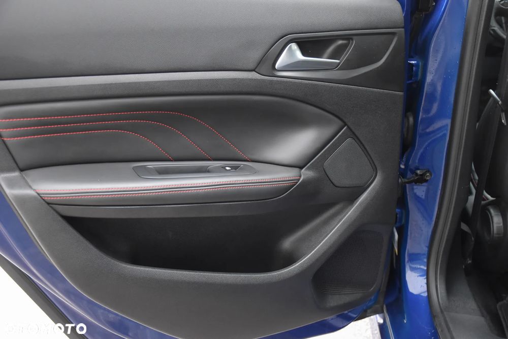 Peugeot 308 1.6 e-THP GT S&S - 35