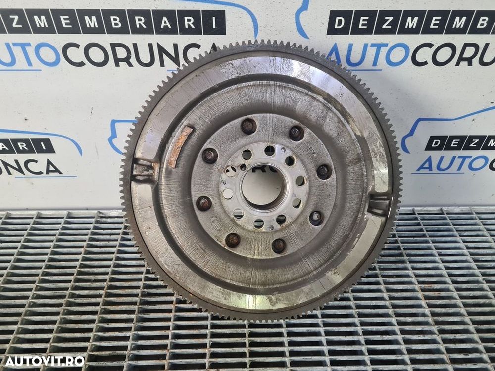 Volanta Volvo XC60 2.4 D 2008 - 2013 205CP Manuala 6 Trepte D5244T10 (893) Diesel MASA ... - 3