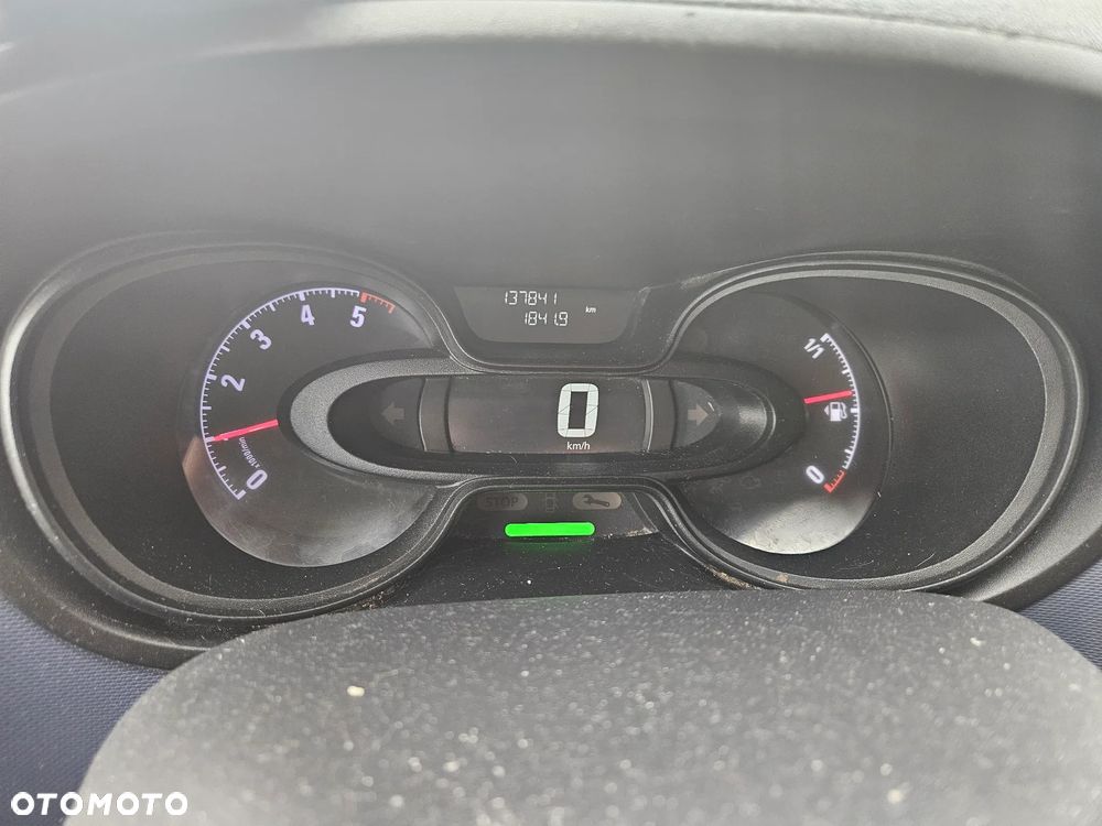 Opel Vivaro - 14