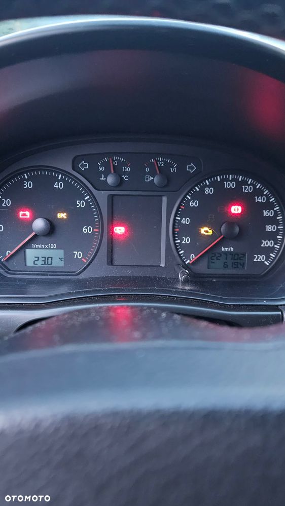 Volkswagen Polo - 4