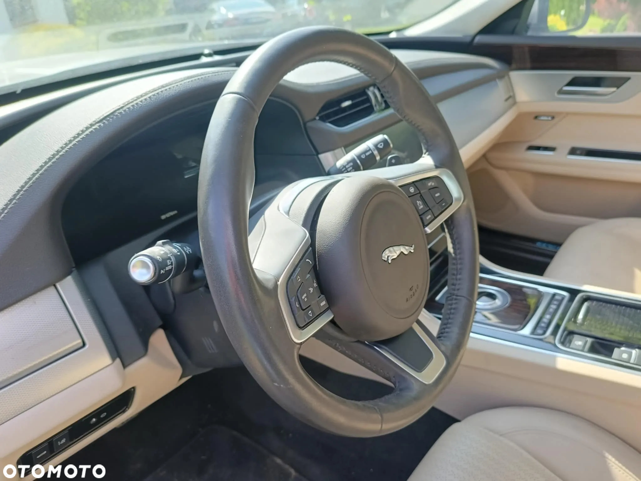 Jaguar XF 20d AWD Prestige - 12