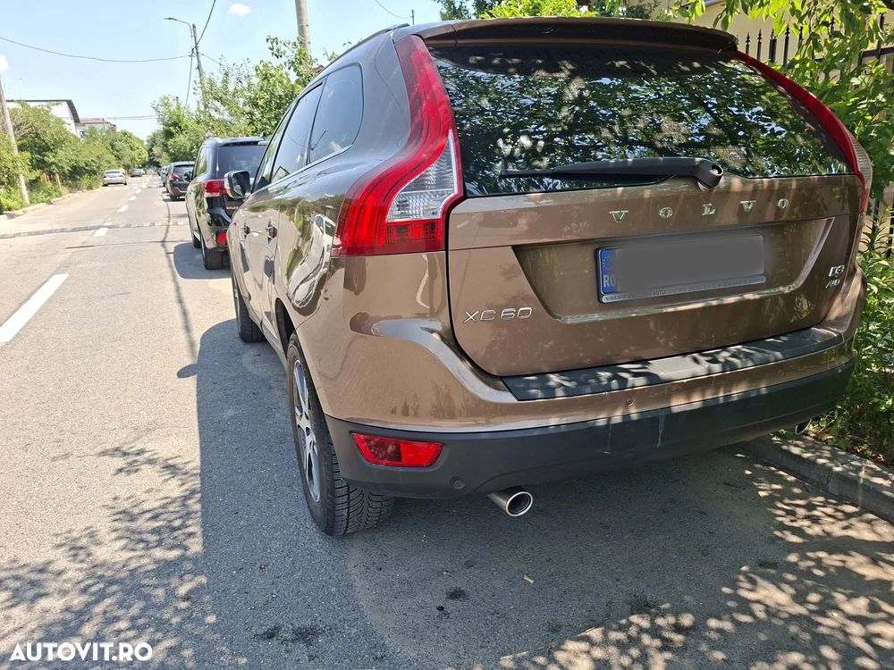 VOLVO XC60 2011 — imagine 26