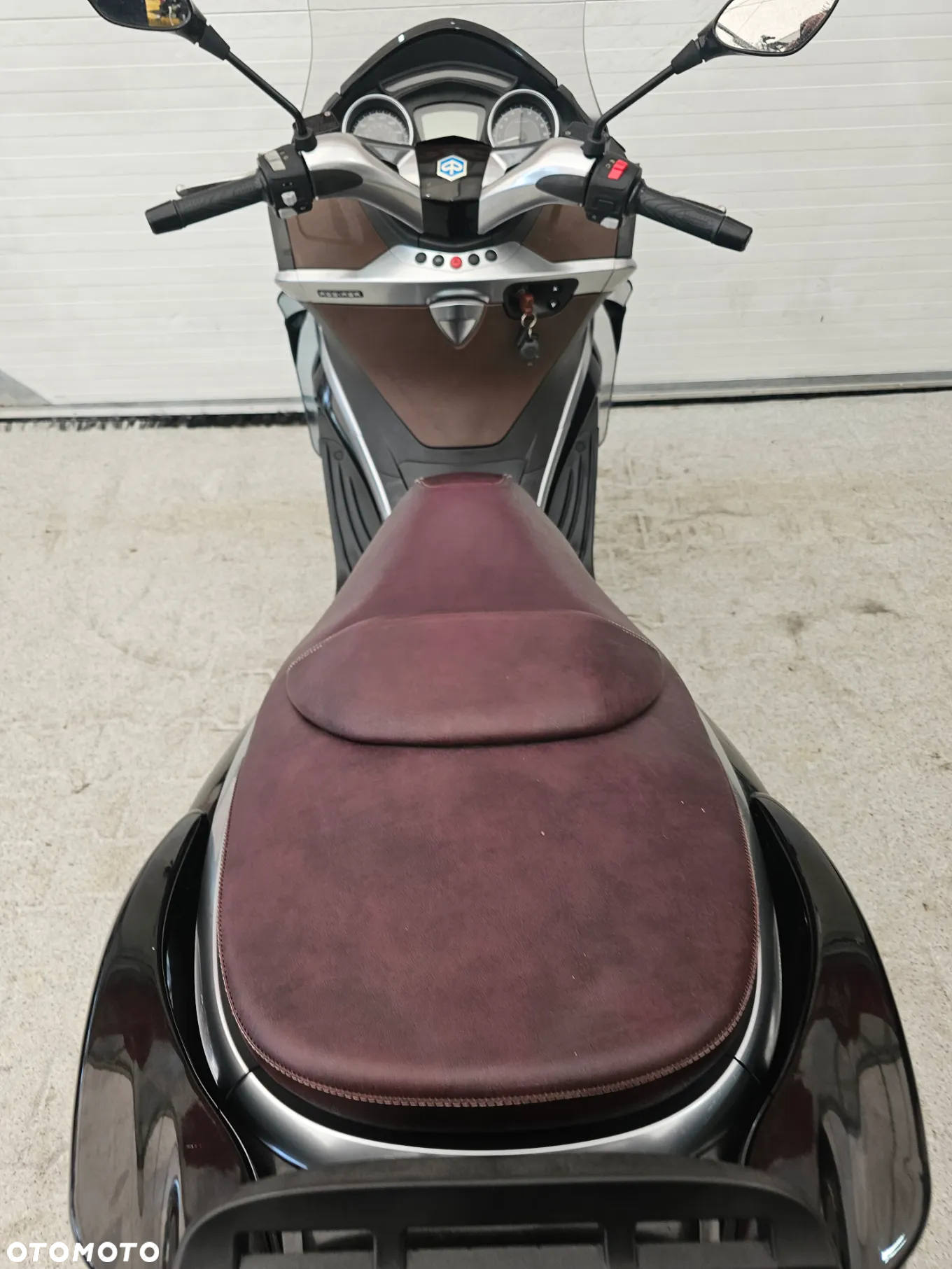 Piaggio X10 - 38