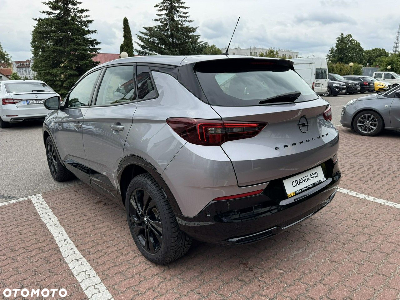 Opel Grandland 1.2 T GS S&S - 8