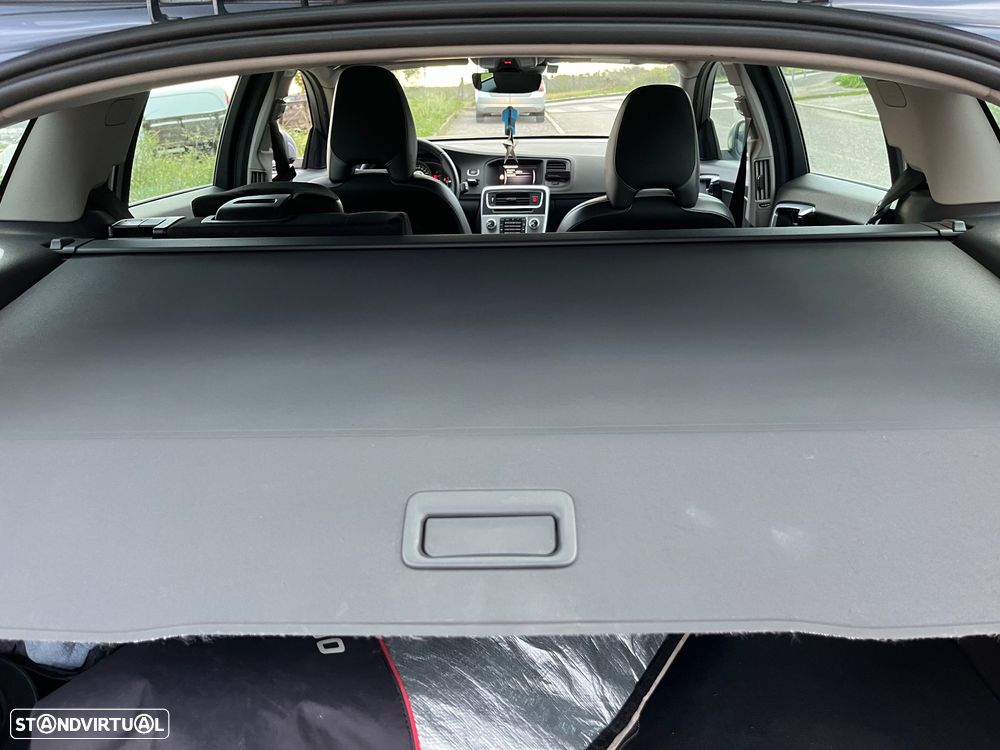 Volvo V60 2.0 D3 Momentum - 14