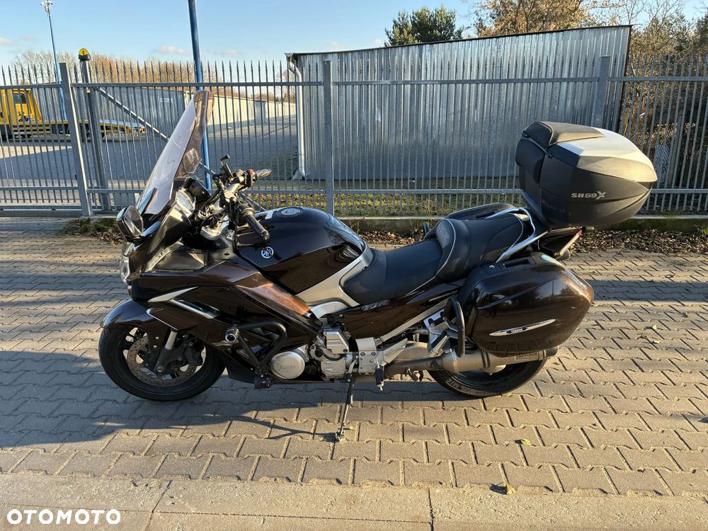 Yamaha FJR - 2
