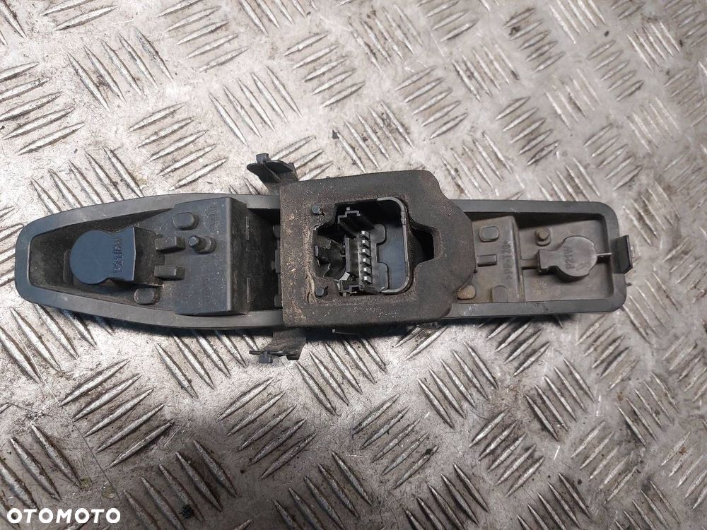 WKŁAD LAMPY LEWY TYŁ RENAULT SCENIC II 159118 - 2