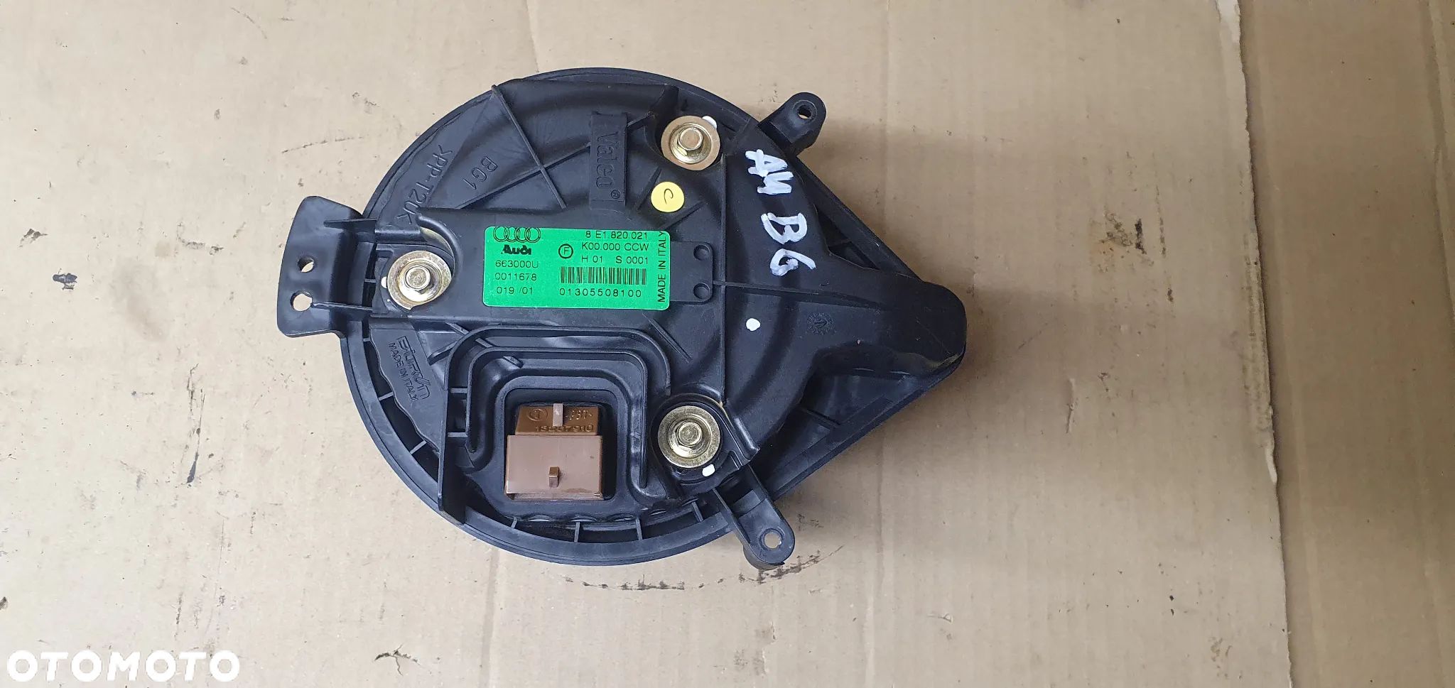 Wentylator silnik dmuchawy nagrzewnicy Audi A4 B6 8E1820021 - 1