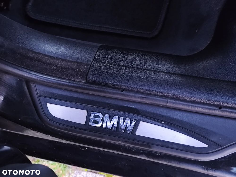 BMW Seria 3 318d - 27