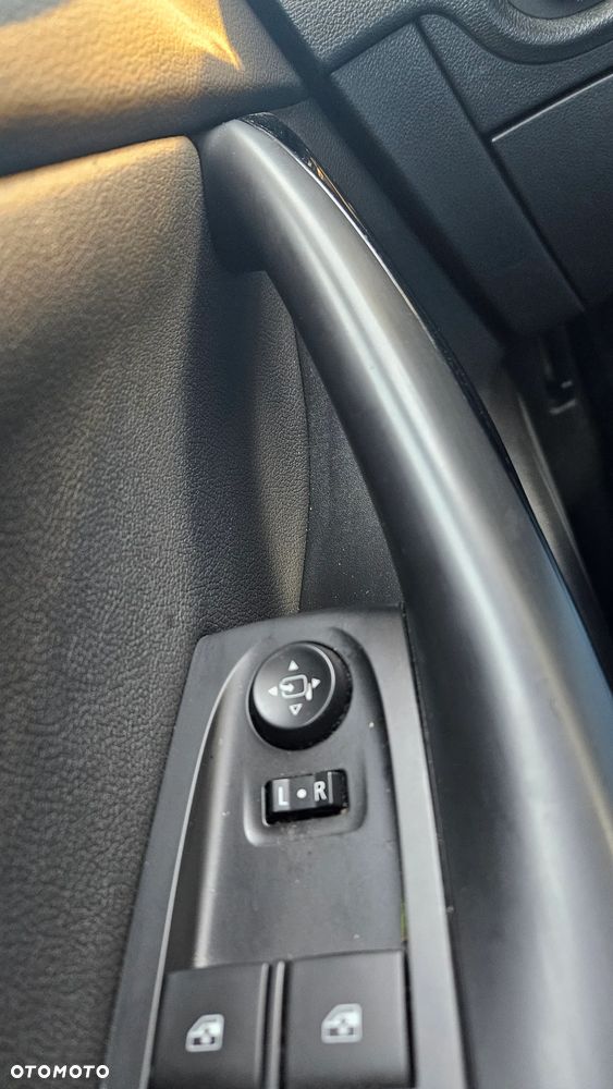 Opel Astra 1.2 Turbo Start/Stop Elegance - 19