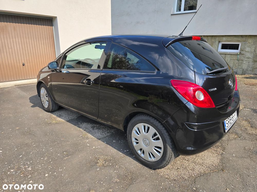 Opel Corsa - 4