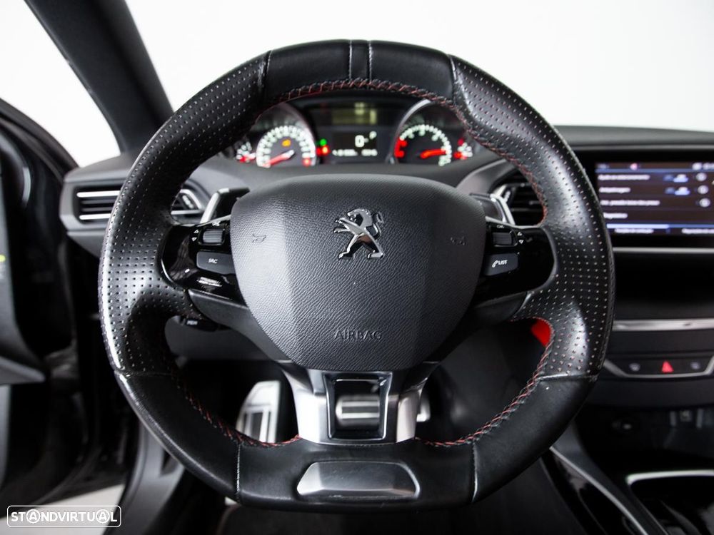 Peugeot 308 SW 1.5 BlueHDi GT EAT8 - 13