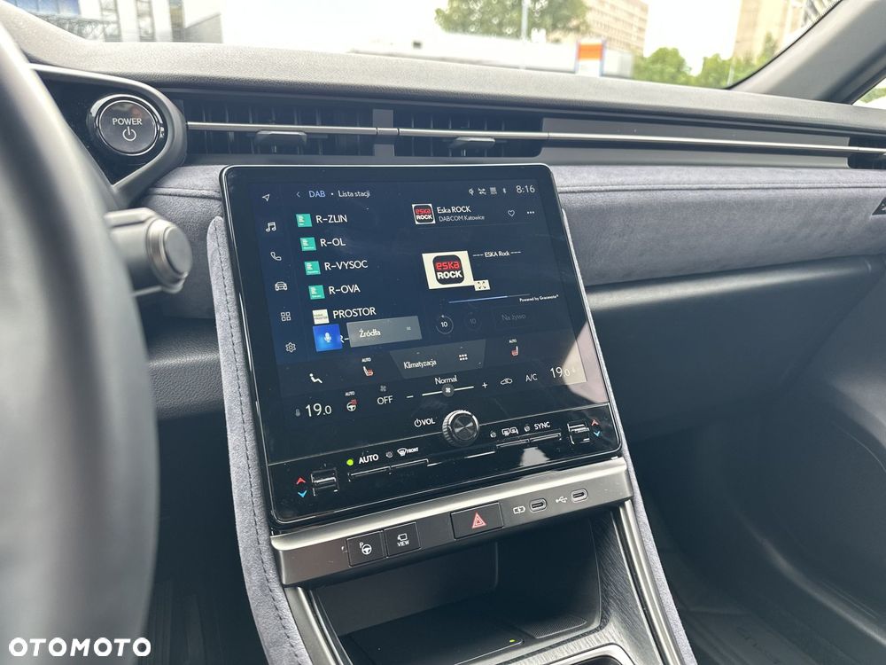 Lexus LBX 1.5 Hybrid Original Edition - 16