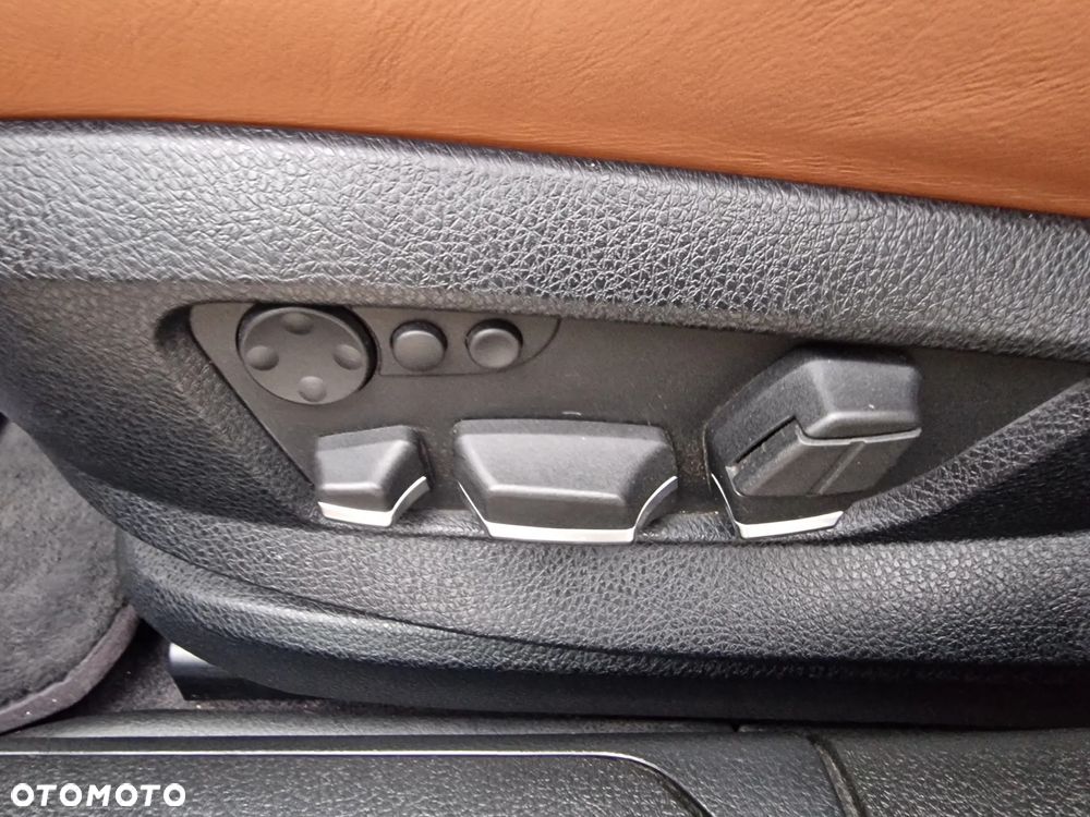 BMW Seria 7 740d - 18