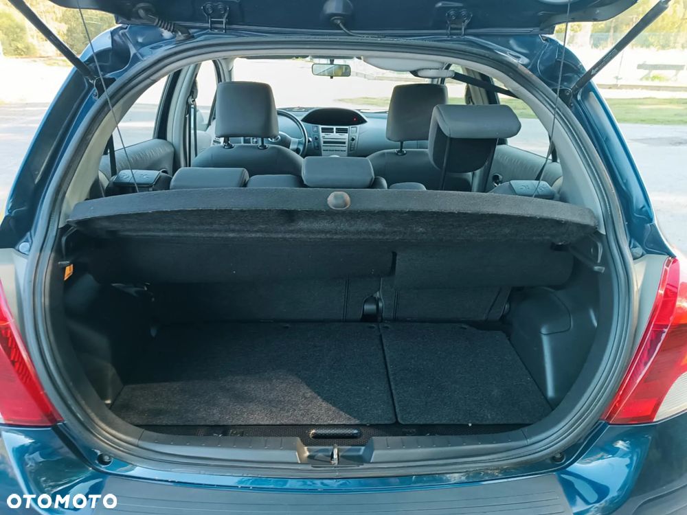 Toyota Yaris 1.33 VVT-i Sol - 8