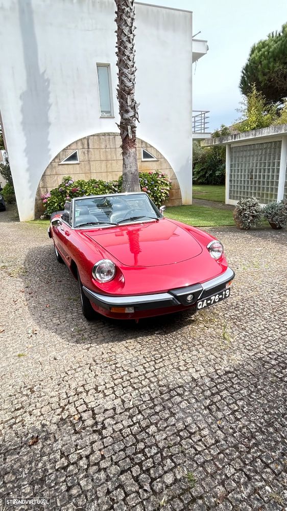Alfa Romeo Spider 1.6 - 10