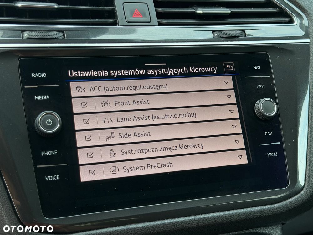 Volkswagen Tiguan Allspace 2.0 TSI 4Mot Life DSG 7os - 16