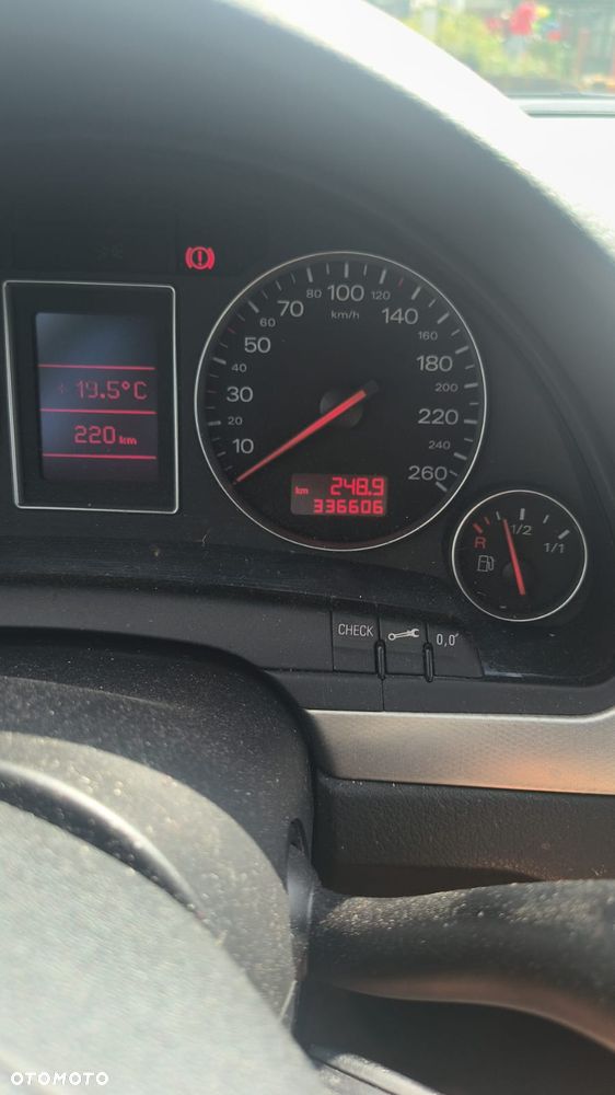 Audi A4 Avant 3 - 1