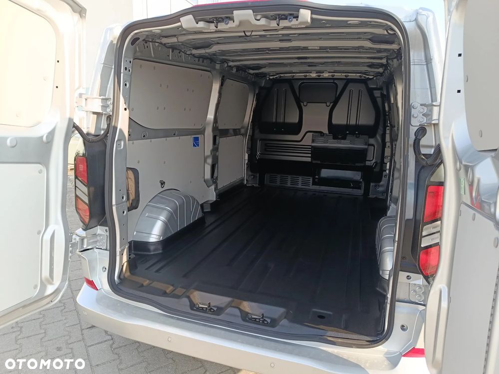 Ford Transit Custom - 9