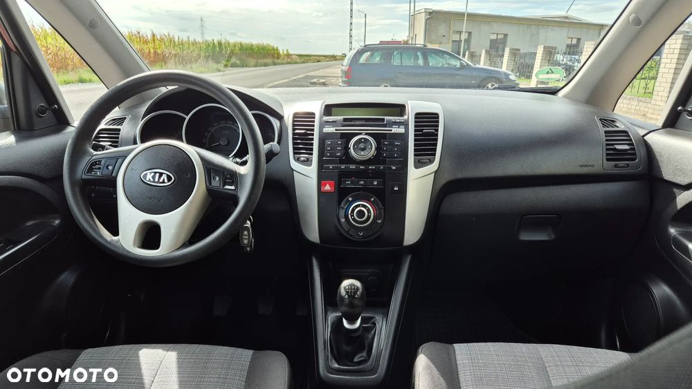 Kia Venga 1.4 L - 9