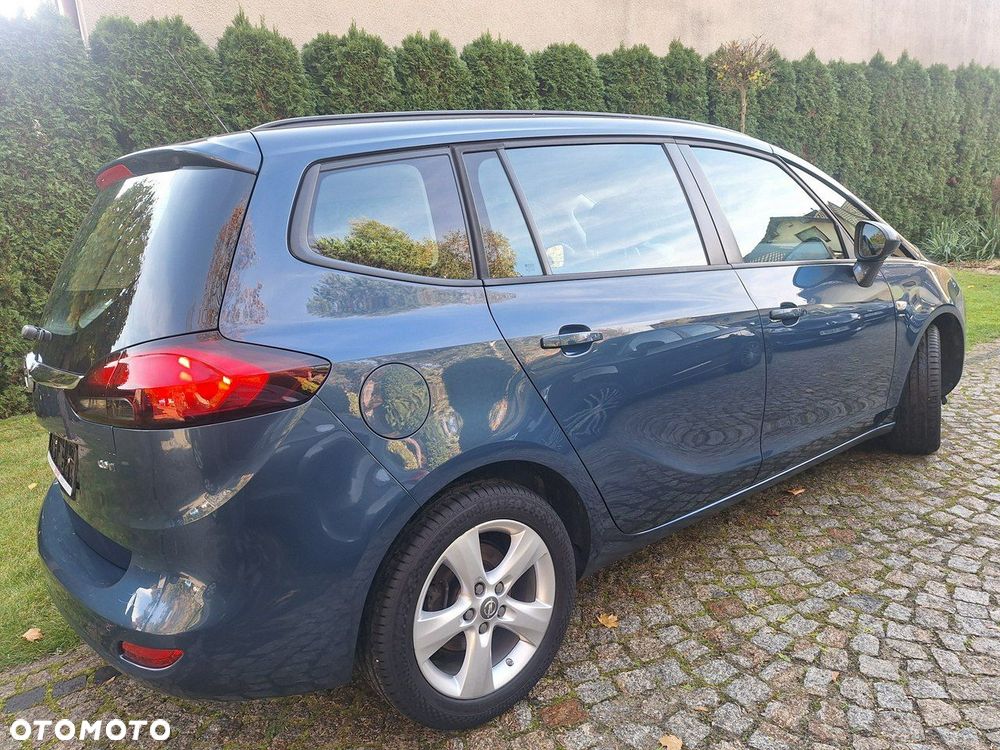 Opel Zafira - 38