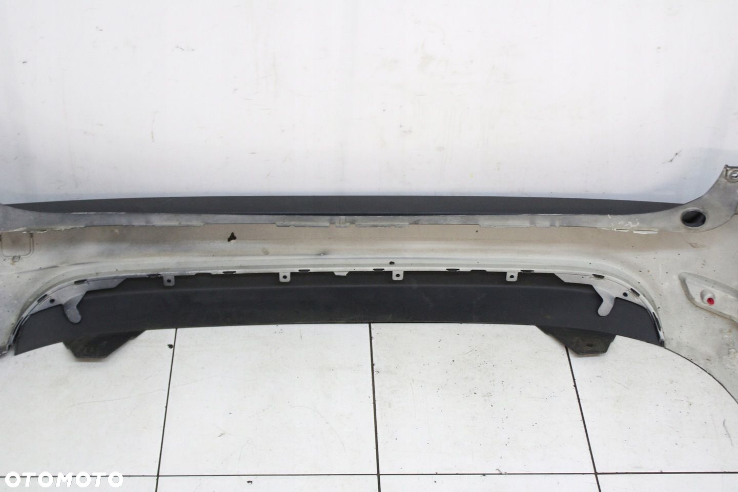 FORD FOCUS MK2 LIFT KOMBI 07R- ZDERZAK TYŁ TYLNY H4 - 10