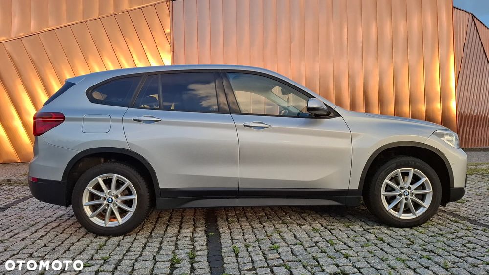 BMW X1 sDrive18i Advantage - 13