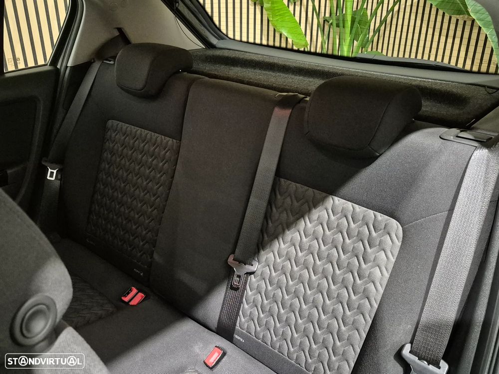 Opel Corsa 1.2 Enjoy S/S - 26