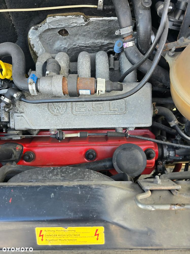 Volkswagen Transporter - 24