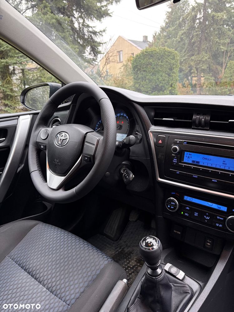 Toyota Auris 1.6 Dynamic - 8