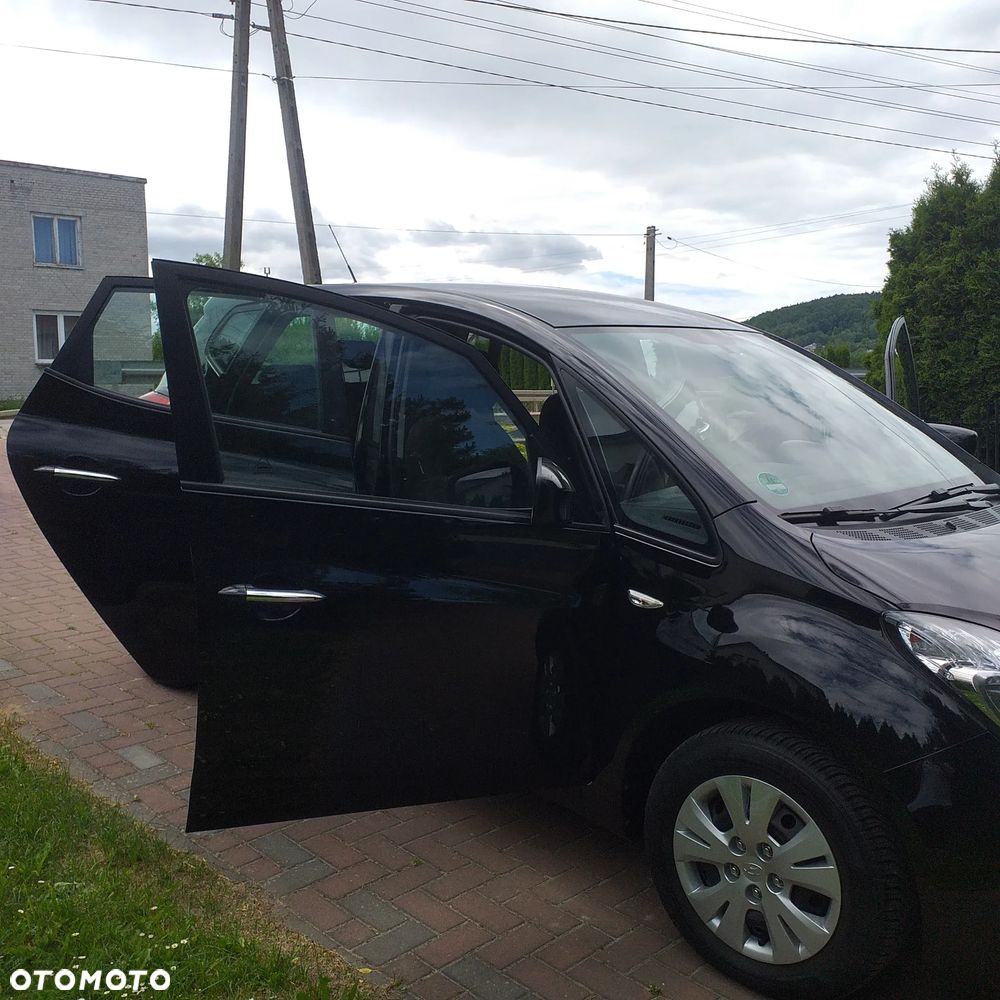 Hyundai ix20 1.4 blue Comfort - 10