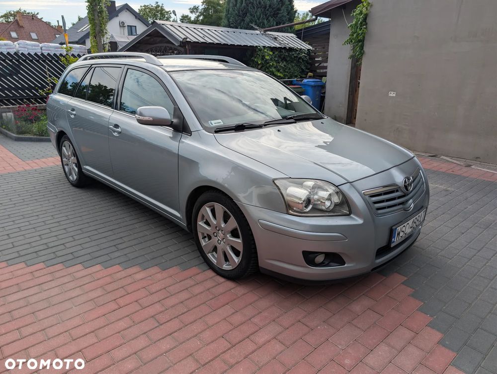 Toyota Avensis 2.0 VVT-i Sol - 3