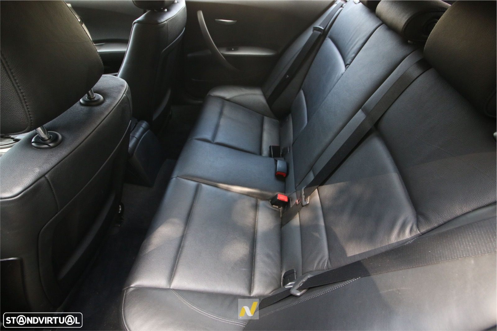 BMW 120 iA - 15