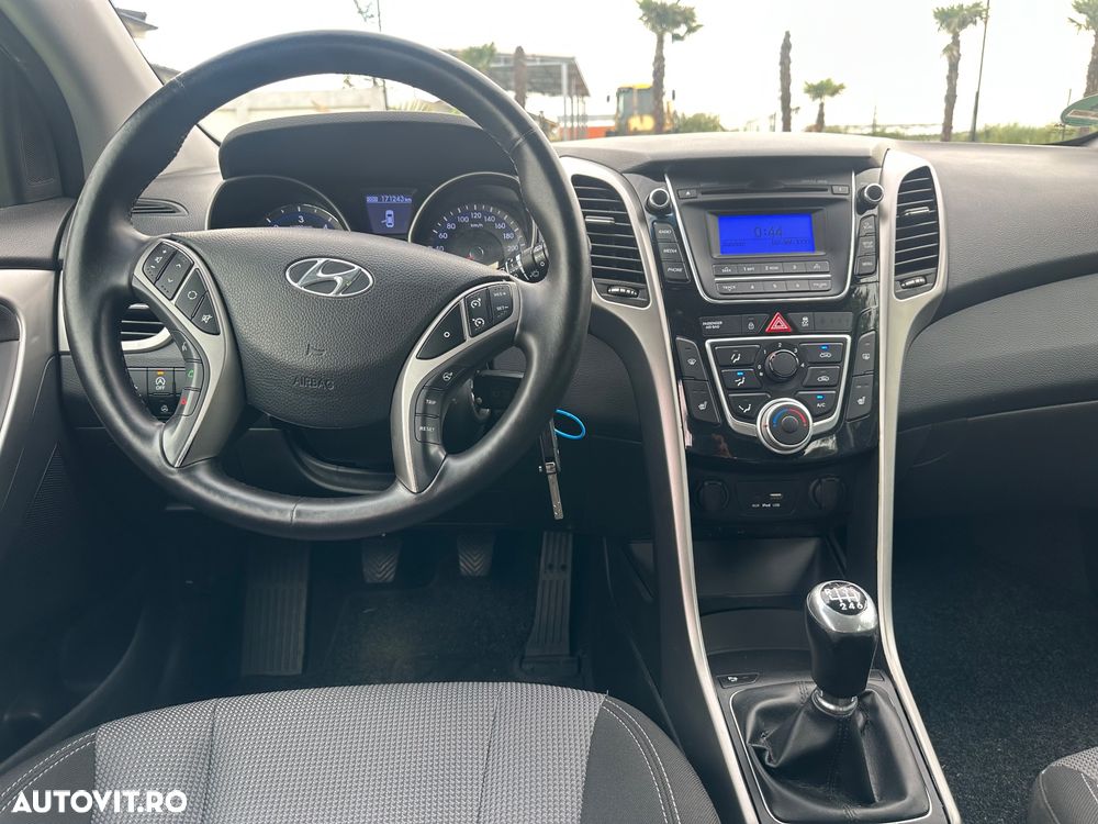 Hyundai i30 1.6 CRDI blue Style - 9
