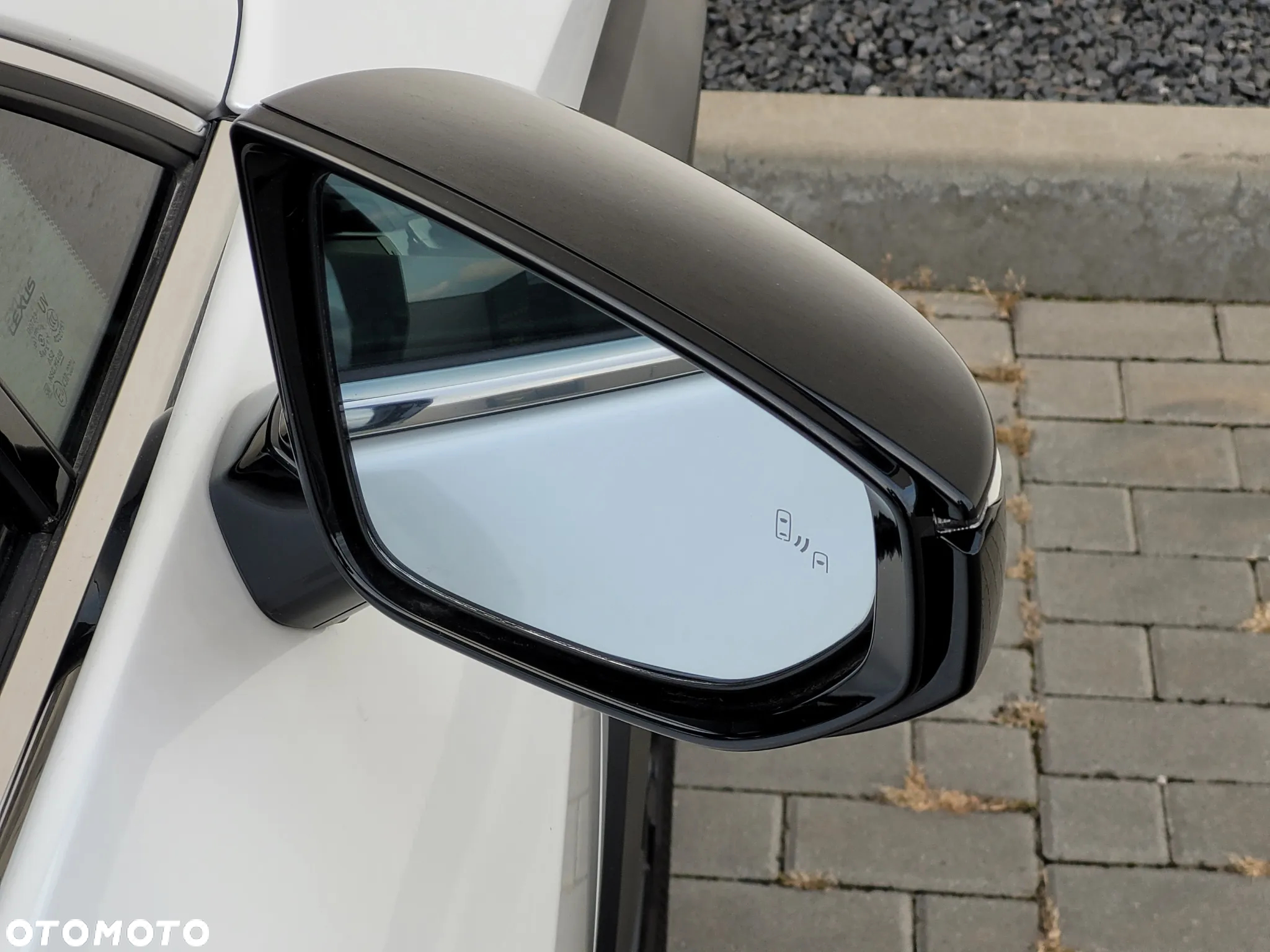 Lexus UX 200 GPF F Impression 2WD - 20