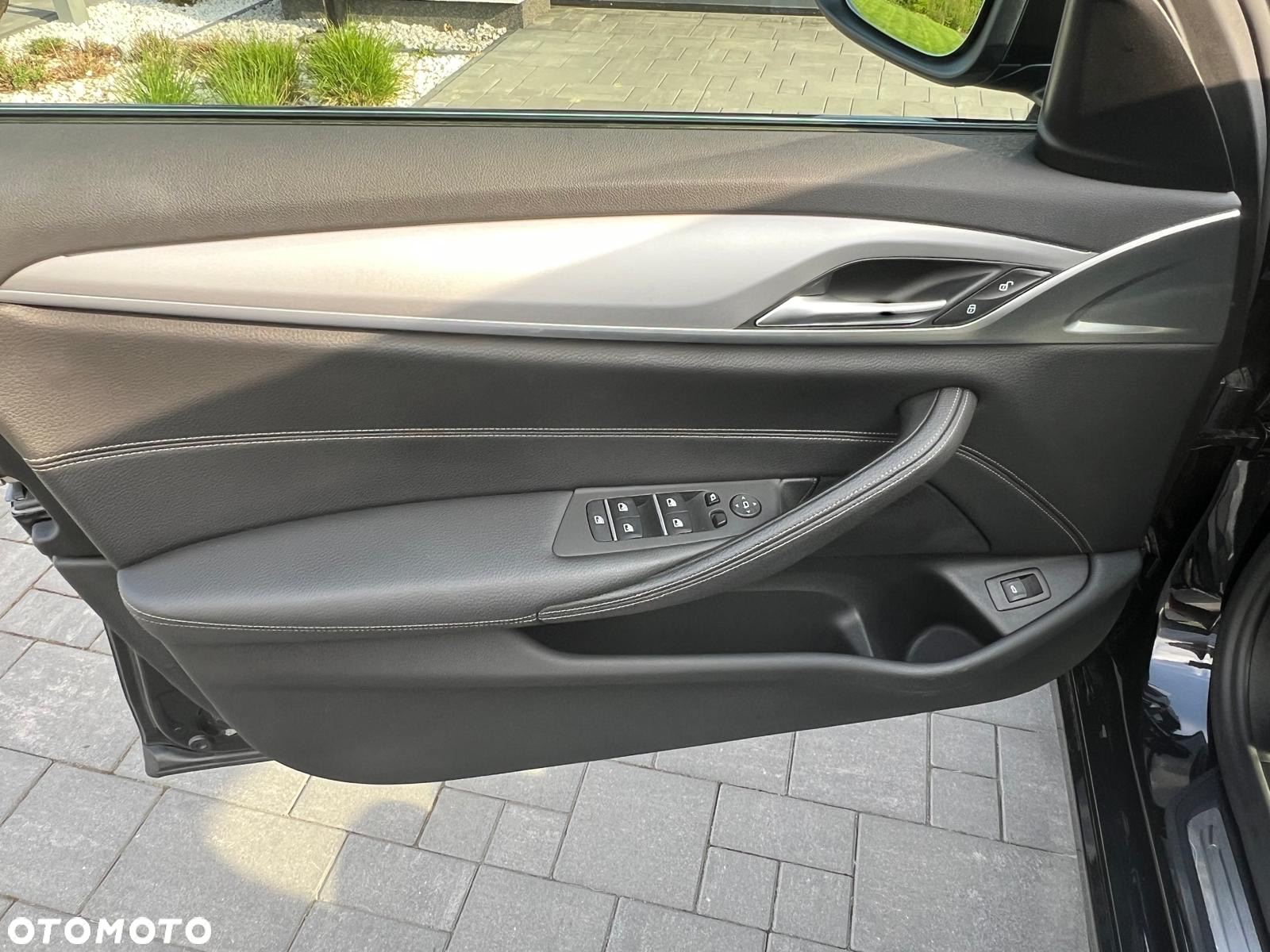 BMW Seria 5 520d Touring - 23