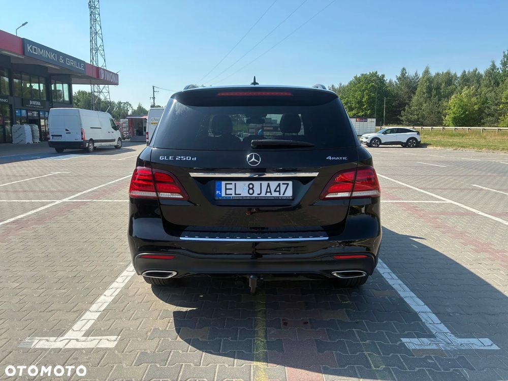 Mercedes-Benz GLE 250 d 4-Matic - 7