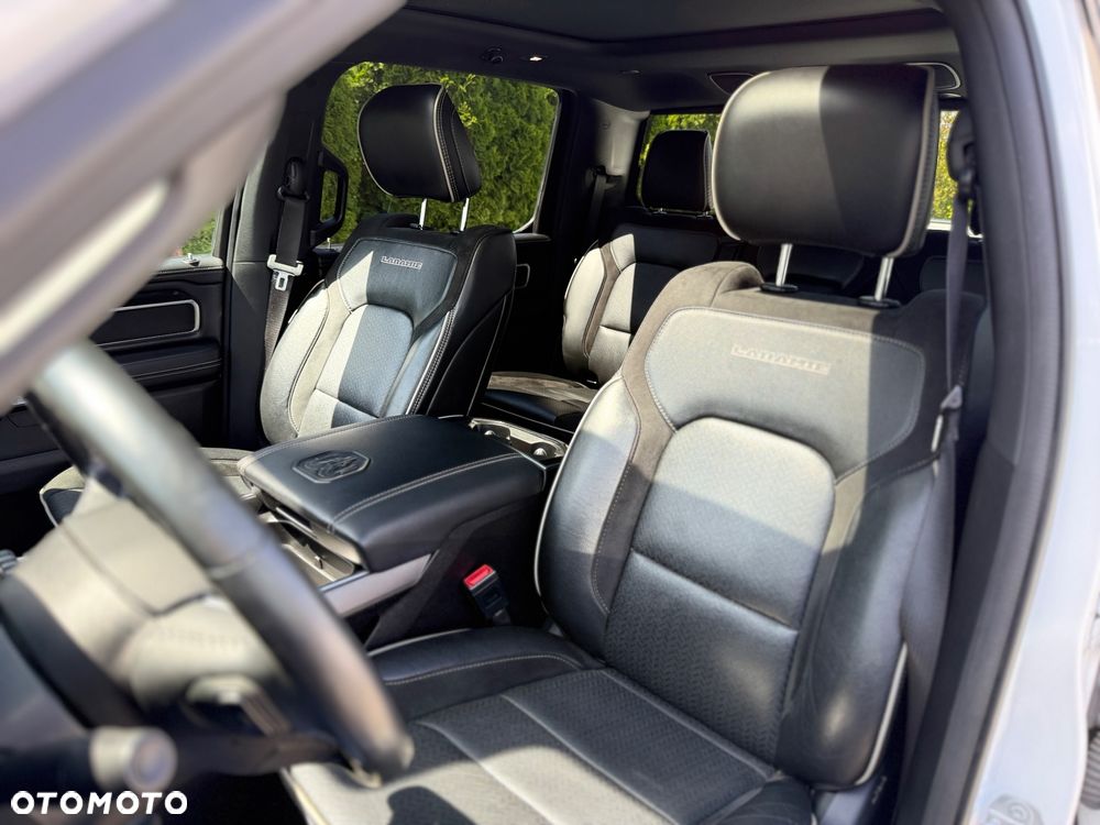 RAM 1500 Crew Cab Laramie - 23