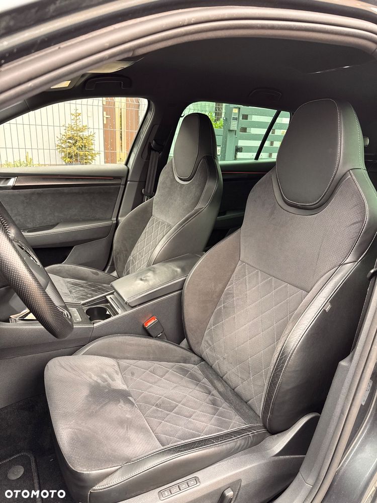 Skoda Superb 1.5 TSI Sportline - 11