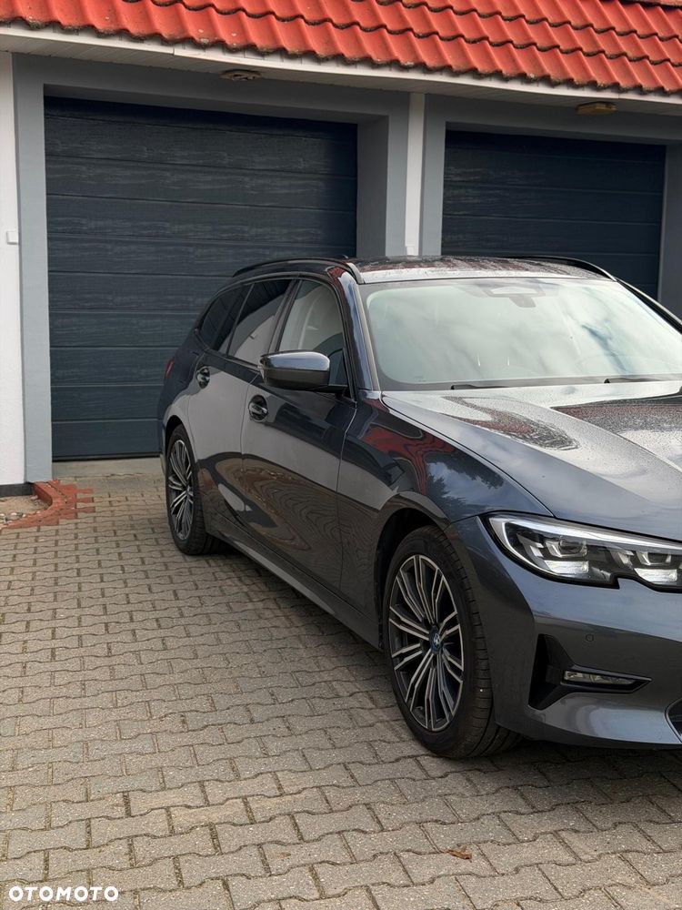 BMW Seria 3 320d Luxury Line - 2