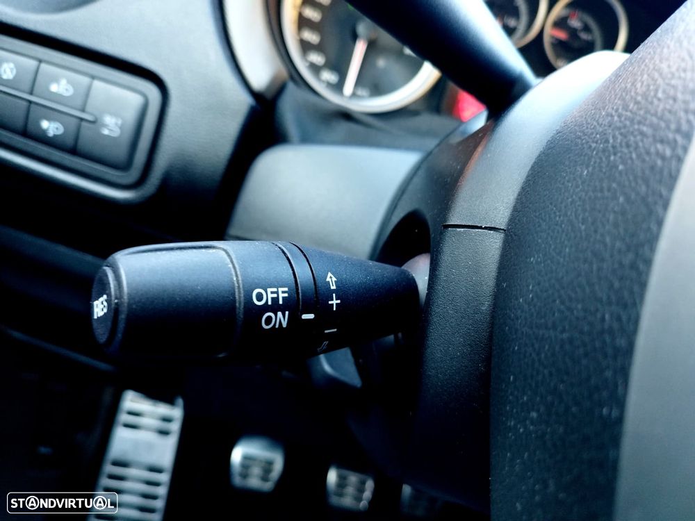 Alfa Romeo MiTo 1.3 JTD Distinctive S&S - 36