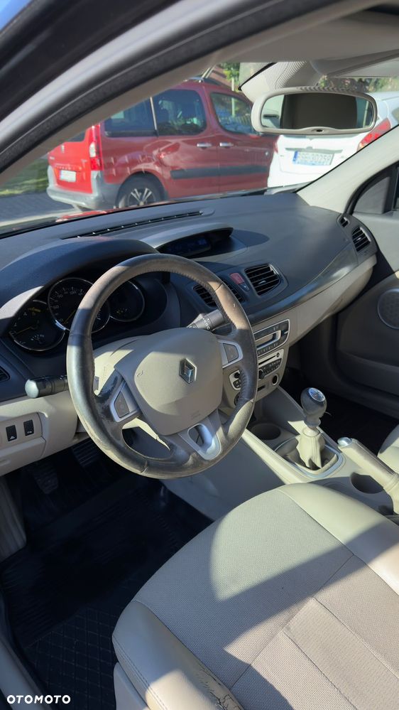 Renault Fluence - 15