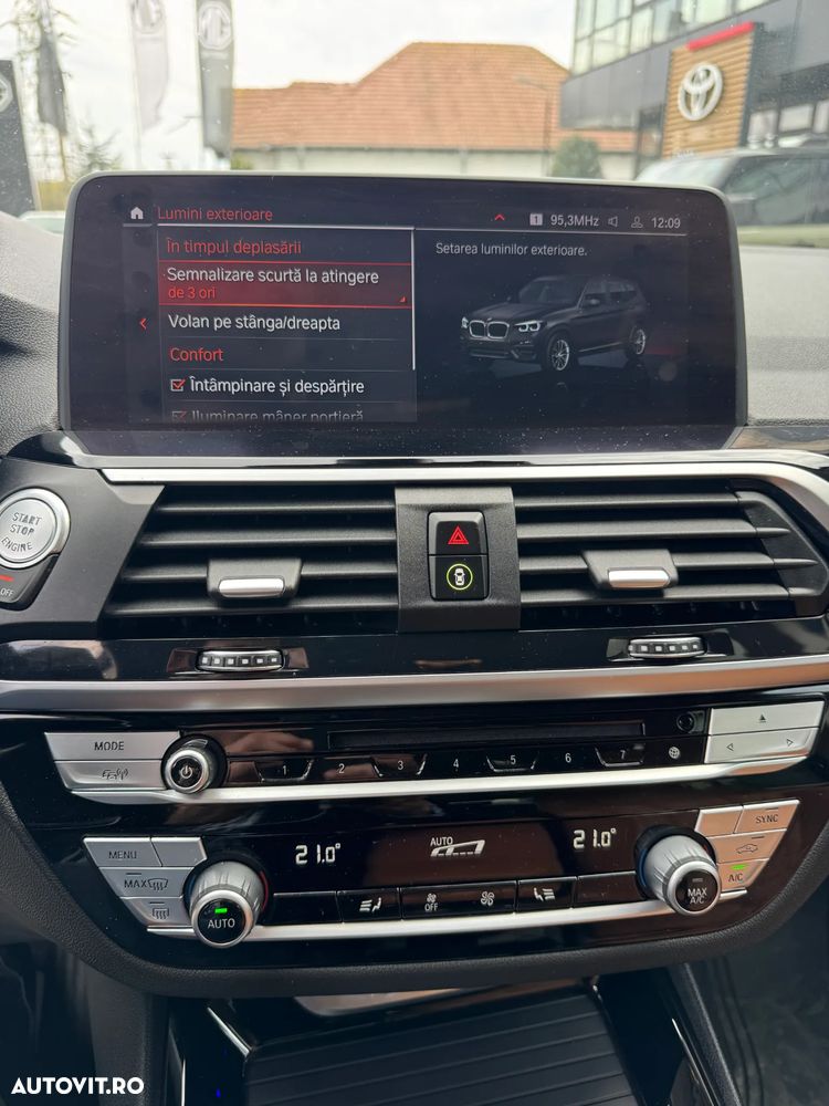BMW X3 xDrive20d AT Luxury Line - 30
