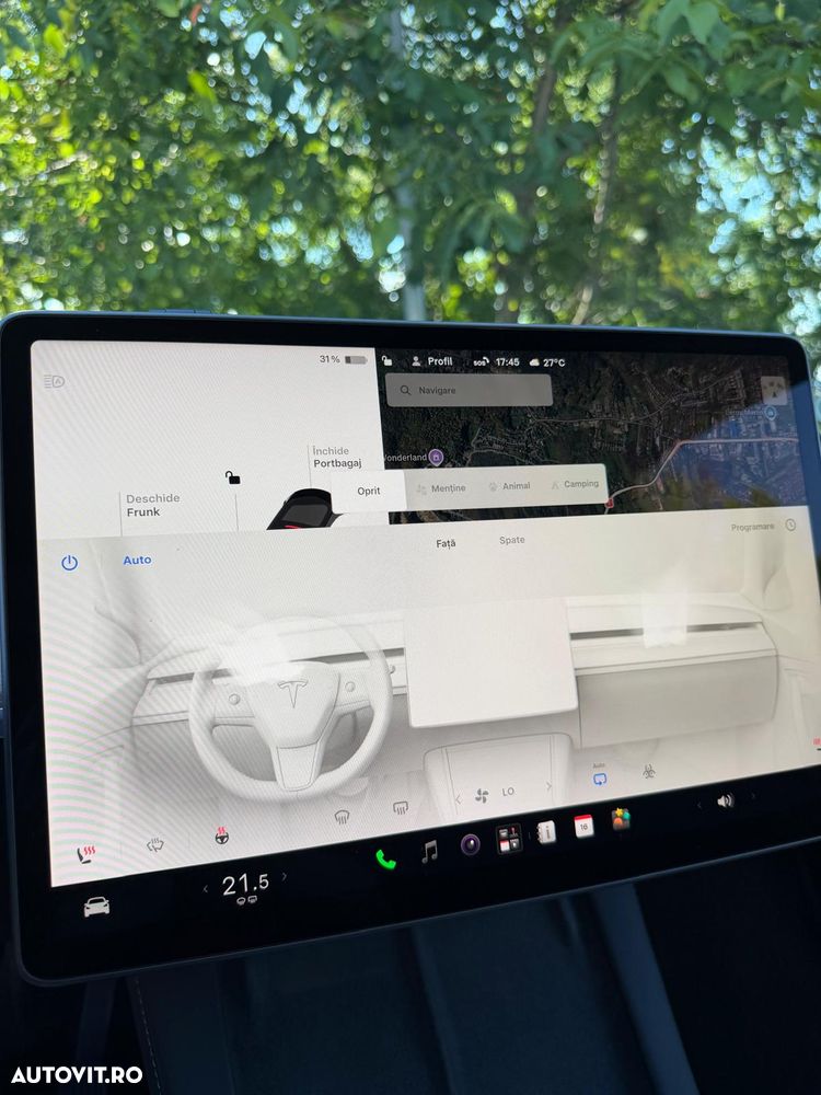 Tesla Model Y Long Range Dual Motor AWD - 29