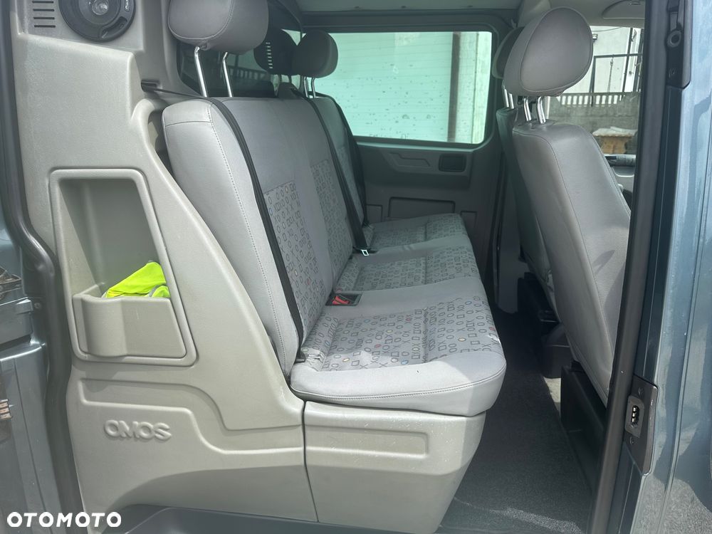 Volkswagen Transporter - 13