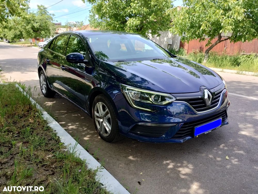 Renault Megane TCe 116 GPF Zen - 2