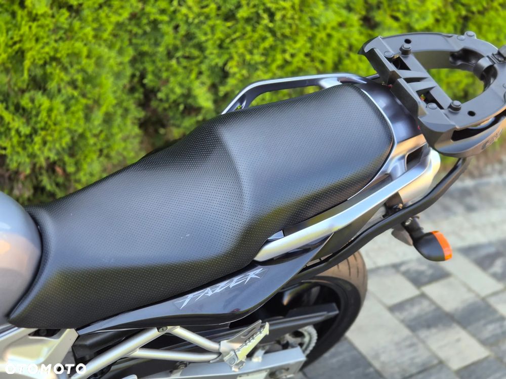 Yamaha FZ6 - 20