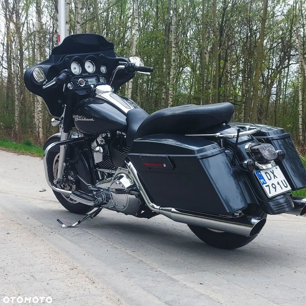 Harley-Davidson Touring Street Glide - 3