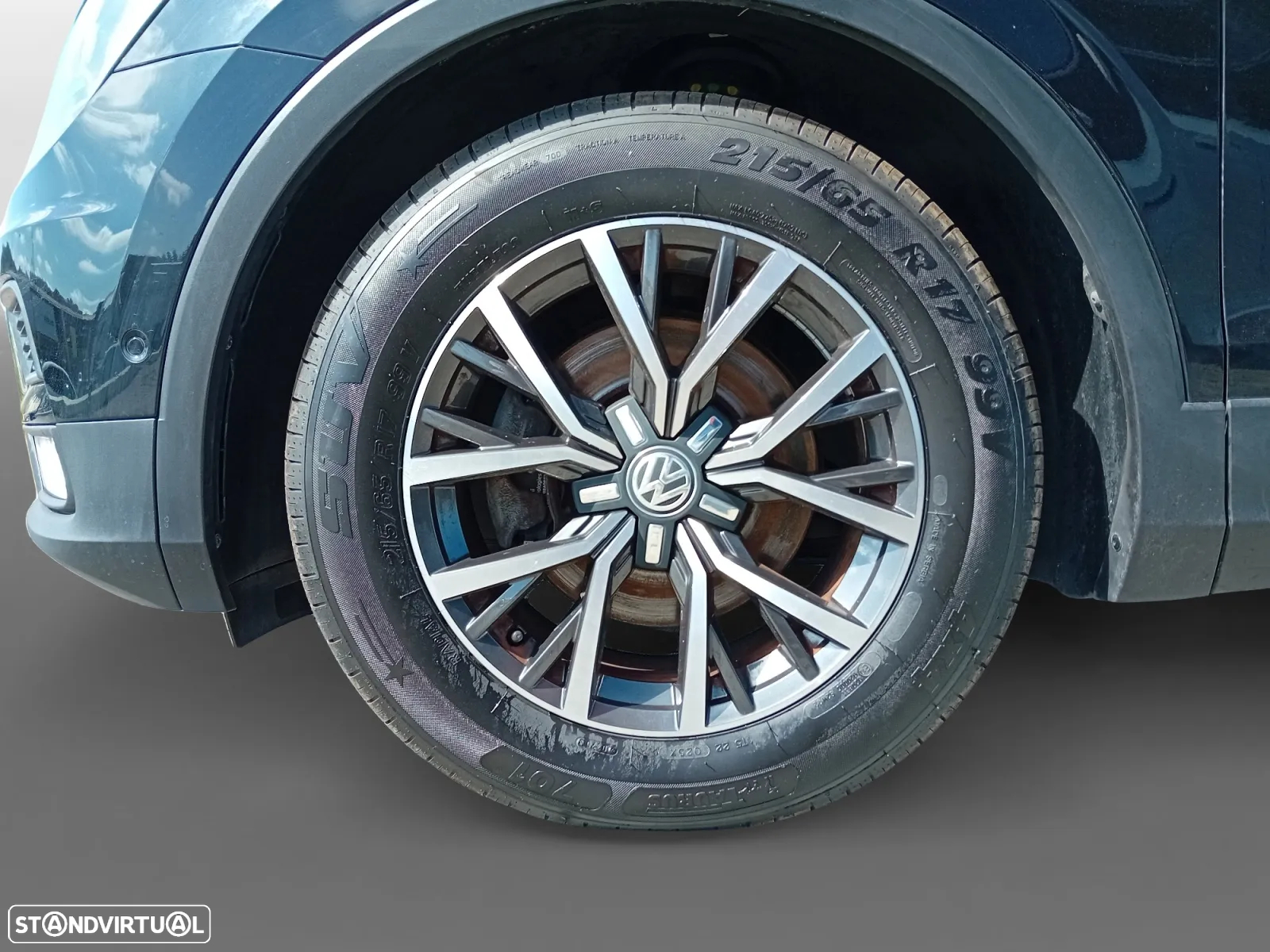 VW Tiguan 1.6 TDI Confortline - 16